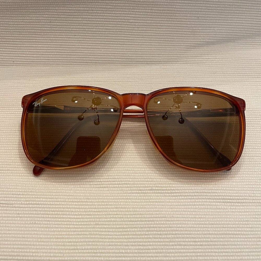 RAY-BAN tortoise sunglasses